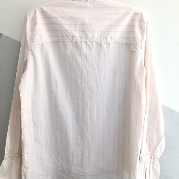Frame Ruffle Cuff Cotton Shirt In Light Pink blue - Picture 7 of 9